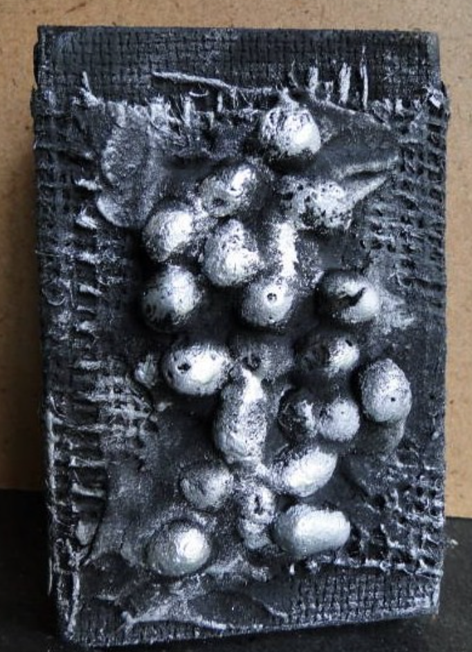 Kreamy 'Lectric Santa / Asian Women On The Telephone // Library Vol. 1 / Untitled TAPE